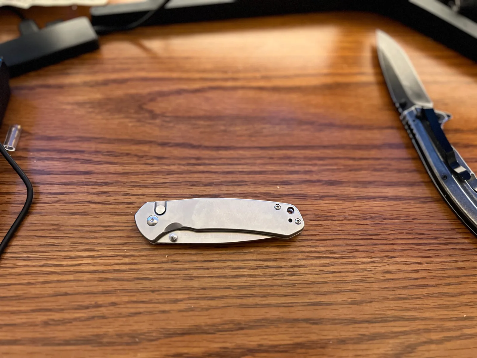 CJRB Stonewash Pyrite knife in a closed position